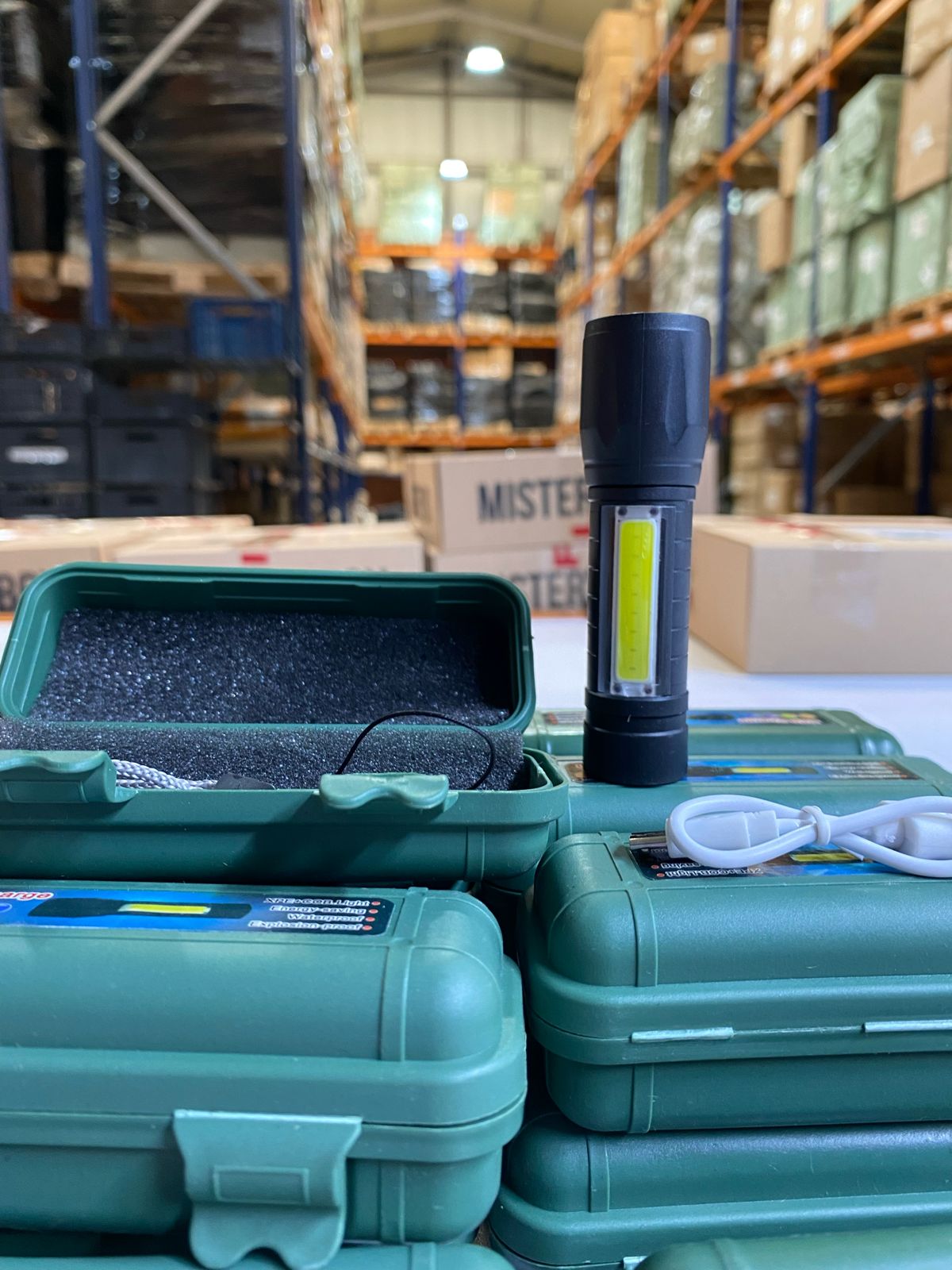 Linterna recargable USB - additional image 10